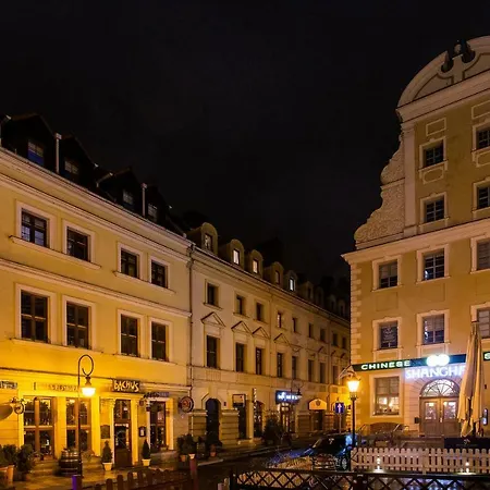Rynek Sienny 1 Апартаменты *